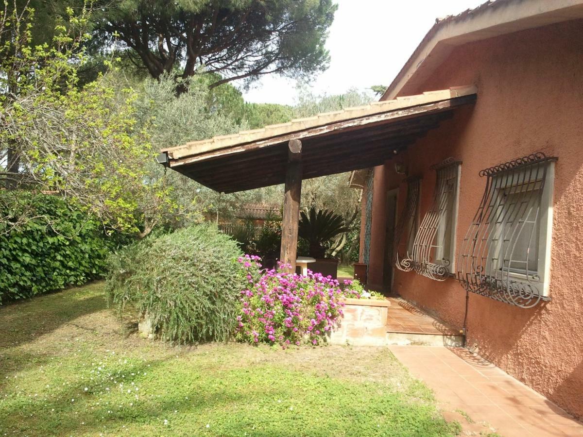 Villetta Nel Verde Vicino Spiaggia Orbetello Eksteriør billede